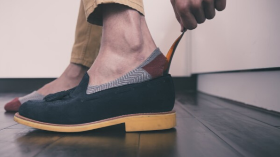 How to sport the 'Sockless' Look? sockless look - How to sport the 'Sockless' Look?
